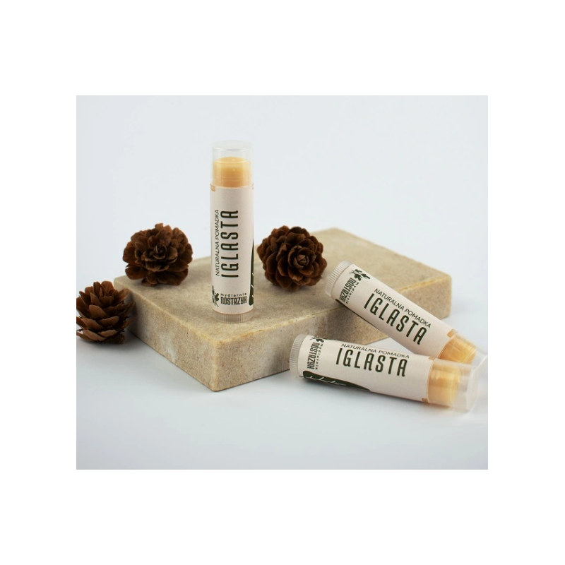 Lipstick with spruce oil
